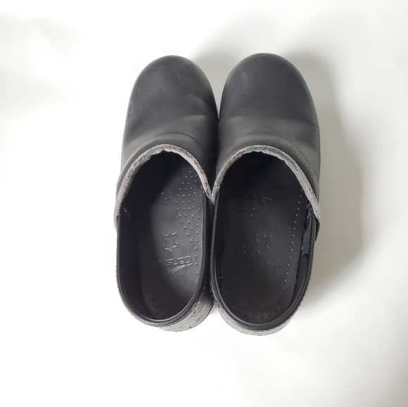 Dansko Clogs Nurse Work All Day Comfortable Shoes - Picture 5 of 7